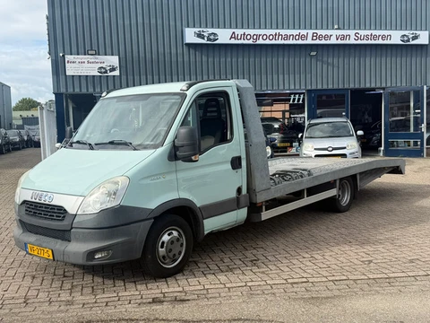 Iveco Daily 40C21 D 410 204PK WITTEVEEN! NL NAP 2e EIGENAAR! LUCHTVERING l AIRCO l CRUISE l TREKHAAK