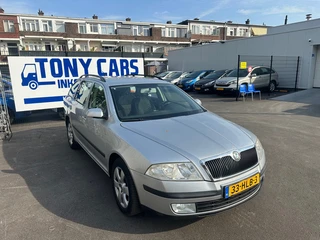 Skoda Octavia Combi 1.6 FSI Tour