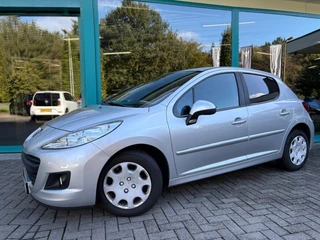 PEUGEOT 207 1.4 Airco, Cruise, CarPlay, Navi, Camera, Tr.Haak, NAP