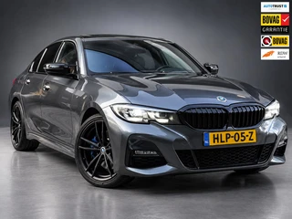 BMW 3-serie 330e High Executive M-Sport|Luxe Uitvoering|Black pakket|Stuur verwarming|NAP|APK|