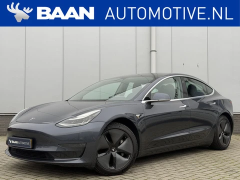 Tesla Model 3 Long Range AWD 75 kWh | Autopilot |