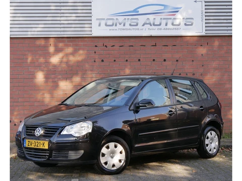 Volkswagen Polo 1.2-12V Trendline airco. nieuwe koppeling.