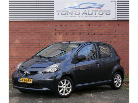 Toyota Aygo 1.0-12V. airco. recente koppeling. zeer mooi
