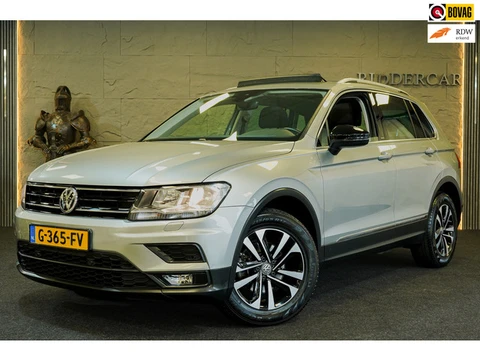 Volkswagen Tiguan 2.0 TDI 4Motion Highline Business R|GARANTIE|PANO|TREKHAAK|CARPLAY|