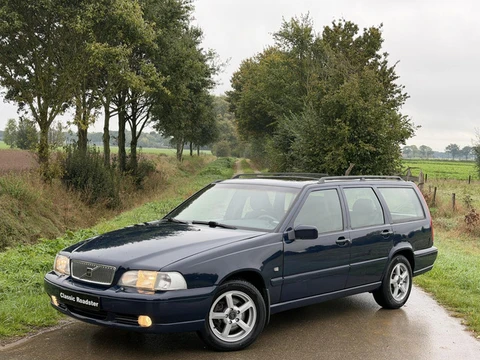 Volvo V70 CLASSIC 2.5, SCHUIFDAK, BANKJE