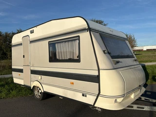 Hobby Prestige 400 TOILET, RONDZIT