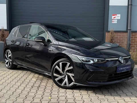 Volkswagen GOLF 1.5 eTSI R-Line