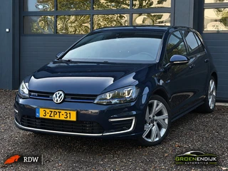 Volkswagen Golf 1.4 TSI GTE nwe apk nwe onderhoud NAP grootscherm pdc blauwe gordels