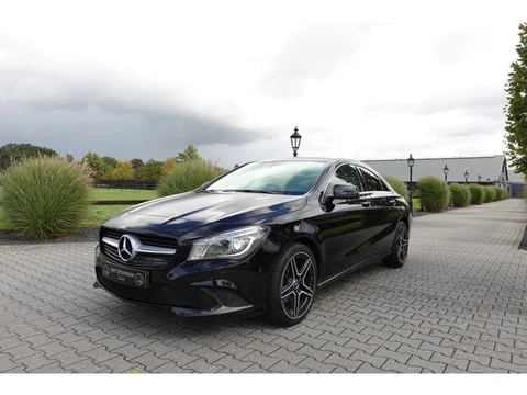 Mercedes-Benz CLA-Klasse 180 Ambition (bj 2015, automaat)