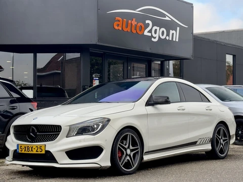 Mercedes-Benz CLA-Klasse 180 AMG-STYLING. PANODAK LEDER NAVI AIRCO LED LMV PDC