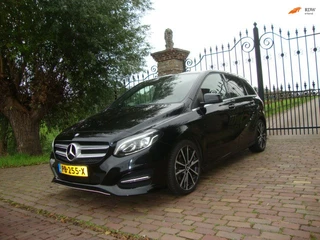Mercedes-Benz B-klasse 180 Business Solution AMG