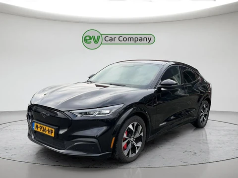 Ford Mustang Mach-E Extended AWD 98 kWh | SOH 95% | Memory Seats | Camera | Carplay | Stoel- en stuu