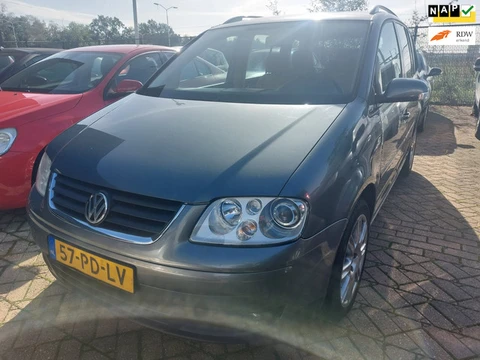 Volkswagen Touran 1.6-16V FSI Trendline / leer