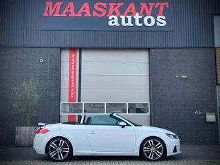 Audi TT Roadster 2.0 TFSI / S-Line / Matrix / Navi / Nappa interior / Neck heating / FULL SERVICE FI