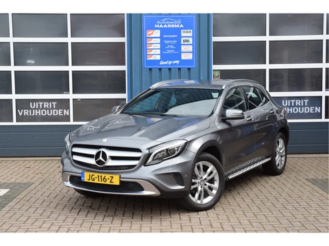 Mercedes-Benz GLA 180 Ambition Leer Trekhaak Navi