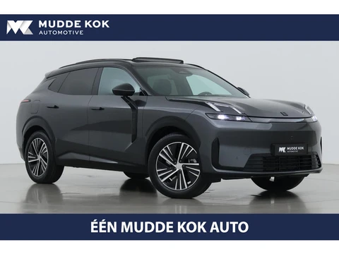 Lynk & Co 08 1.5 Core | Panoramadak | 360° Camera | Stoelverwarming | BLIS | Keyless | ACC