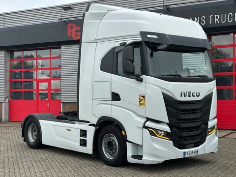 Iveco Stralis S Way 510 (bj 2020, automaat)