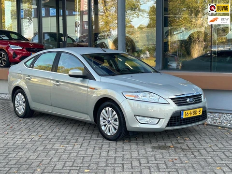 Ford Mondeo 2.3-16V Ghia TREKHAAK / STOELEN ELEKTRISCH VERSTELBAAR /