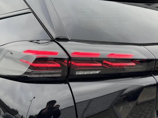 Peugeot 2008 Allure 1.2 Hybrid 110pk e-DCS6 | MEGADEAL | SNEL LEVERBAAR | 2+6 JAAR GARANTIE* | NAVIG