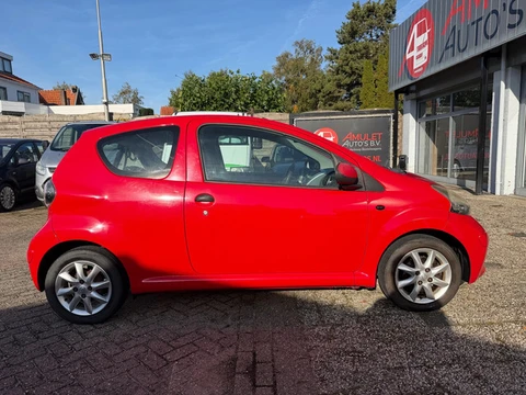 Toyota Aygo 1.0-12V,12-2007,APK:20-10-26: 695,-