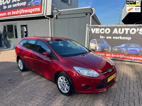 Ford Focus Wagon 1.0 EcoBoost Trend *nieuwe distributieriem* nette auto