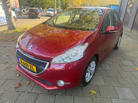Peugeot 208 1.2 VTi Active Airco Stoelverwarming Cruise control