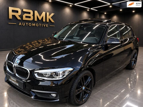 BMW 1-serie 118i / Panorama dak!
