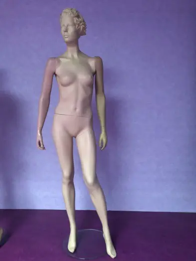 Etalagepoppen te koop!