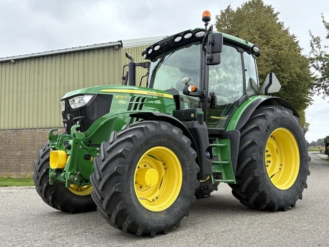 John Deere 6130R