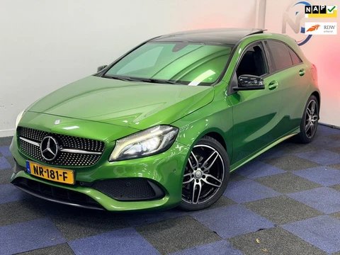 Mercedes-Benz A-klasse 180 Ambition / PANORAMADAK / AUTOMAAT / DEALER ONDERHOUDEN