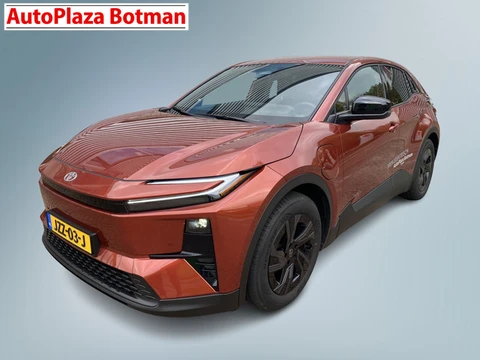 Toyota C-HR+ First Edition 77 kWh (bj 2026, automaat)