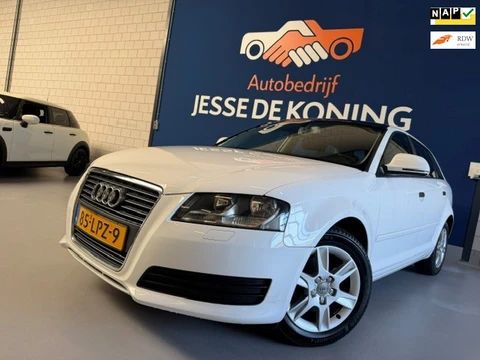 Audi A3 Sportback 1.4 TFSI Attraction Pro Line Business/ bj.2010/ kleur: wit/ climate/ 6 versnell./ 
