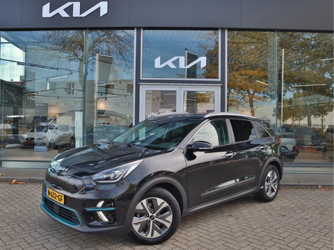 Kia e-Niro DynamicPlusLine 64 kWh Leder | Schuifdak | Stoelverwarming | LED | tot 10 jaar Garantie!