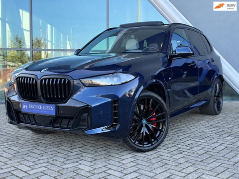 BMW X5 XDrive50e M-Sport Driving Assistant PRO 490pk Iconic Grill / Trekhaak / Softclose / HUD/22 In