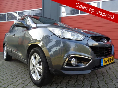Hyundai ix35 2.0i i-Catcher 164PK Automaat Clima Cruise LMV Navi Trekhaak Leer NL-Auto Open-Dakje