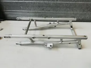 ACHTER SUBFRAME Aprilia RSV 1000 1998 - 2000