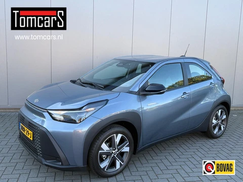 Toyota Aygo X Hybrid 116PK Active Automaat Nieuw uit voorraad! Camera/Stoelverwarming/Adapt.Cruise/ 