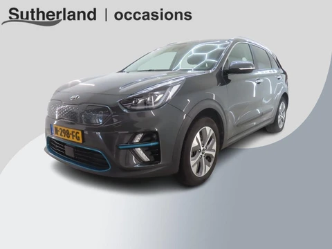Kia e-Niro ExecutiveLine 64 kWh | SOH 99,3% | Leer |  Trekhaak | Navigatie | Schuif-Kantel Dak