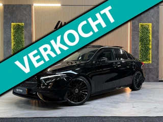 Mercedes-Benz A-klasse 180 AMG Line |PANO|360 CAMERA|DODEHOEK|KEYLESS|ACC|SFEERVERLICHTING|NIGHTPAKK