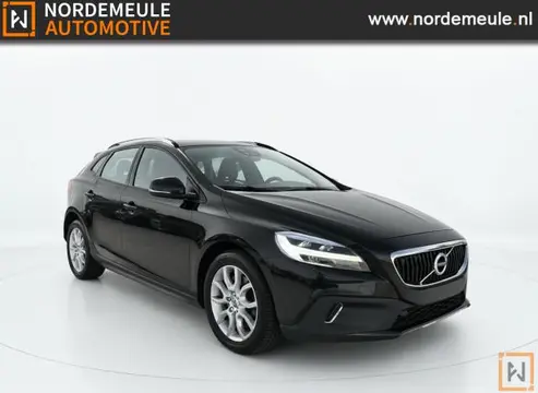 VOLVO V40 CC 1.5 T3 SUMMUM, BLIS, Trekhaak, ACC, Camera