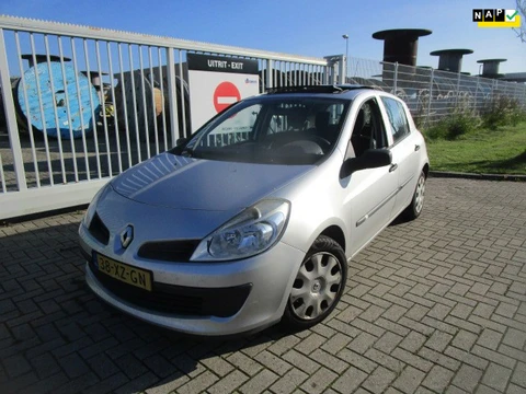 Renault Clio 1.2-16V Business Line
