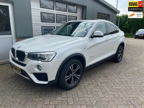BMW X4 XDrive20i Centennial High Executive Trekhaak