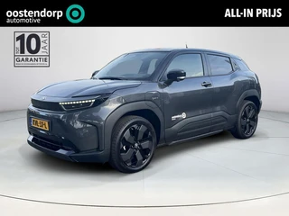 Toyota Urban Cruiser Executive 61 kWh | Grandeur grey met zwart dak | Demonstratie auto |