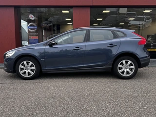 Volvo V40 Cross Country 1.5 T3 Summum AUTOMAAT (bj 2018)
