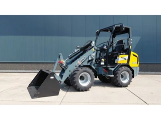 Giant 2500 HD  (4357)