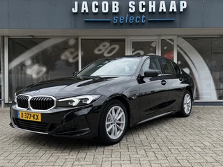 BMW 3-serie 320e PHEV / Camera / Leder / Carplay / Sensoren / Cruise /