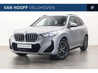 BMW X1 xDrive25e M Sport Automaat / Panoramadak / Trekhaak / Sportstoelen / Head-Up / Comfort Access