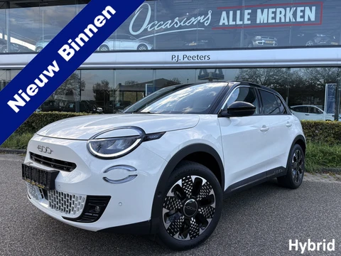 Fiat 600 1.2 Hybrid la prima twotone lak Achteruitrijcamera - Airco - Apple carplay - Navigatie - Pa