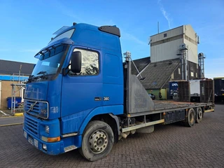 Volvo FH 12 380 - 6x2 - Handgeschakeld - Oprijwagen - Stalen Oprijrampen - Slaapcabine PM3322