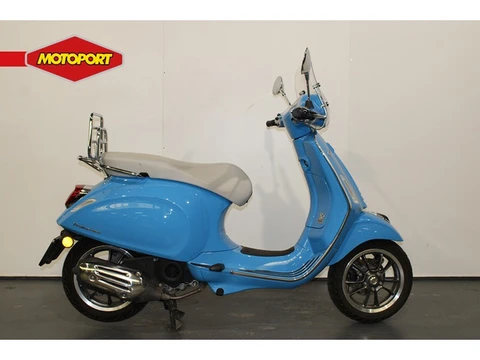 Vespa PRIMAVERA 4T 4V 45 (bj 2018)